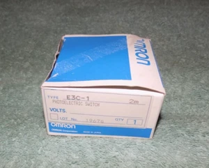 New Omron E2C-1 Photoelectric Through Beam Sensor with 2 m Cable - Picture 1 of 3