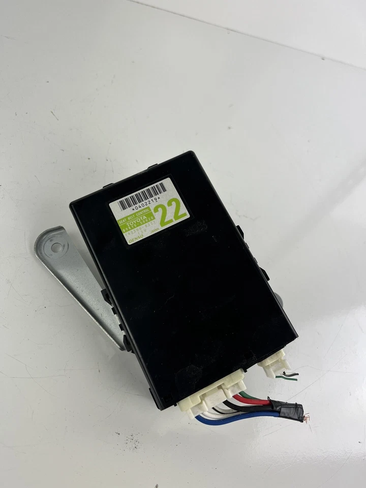 Módulo de control de cinturón de seguridad computadora Lexus LS460L LS460 LS600hL 2007-2012 OEM Foto 1 de 3