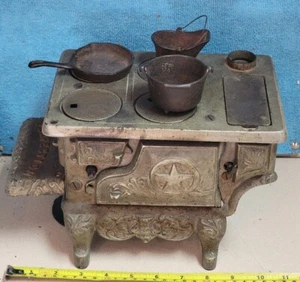 Antique 19th C. PERFECTION Salesman's Sample Cast Iron Stove with Accessories - Picture 1 of 11