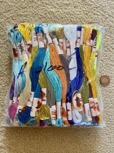 100 Art Silk/Rayon Stranded Skeins Floss Threads Embroidery Skeins UK - Picture 1 of 2