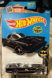 2015 Hot Wheels Treasure Hunt TH TV-Serie Batmobile (2016 Set Factory Sealed) - Bild 1 von 3