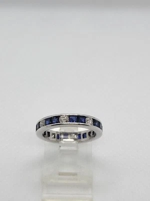 18k (tested) WG channel set lab grown sapphire and natural mined diamonds - Image 1 of 4