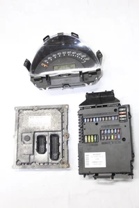 SMART ForTwo 450 CDI TECHNIKPAKET TACHO MOTORSTEUERGERÄT SAM ZENTRALELEKTRIK #9 - Bild 1 von 1