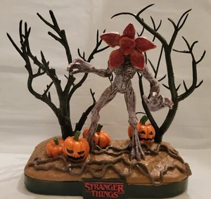 "Figura de Stranger Things estatua escena Demogorgon Halloween rara 8"" coleccionable" - Imagen 1 de 10