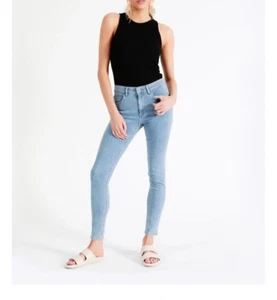 NEW & TAG Mid Crop Slit skinny Jeans in Light Blue Denim SZ M /30 SZ 8 RRP $80 - Picture 1 of 6