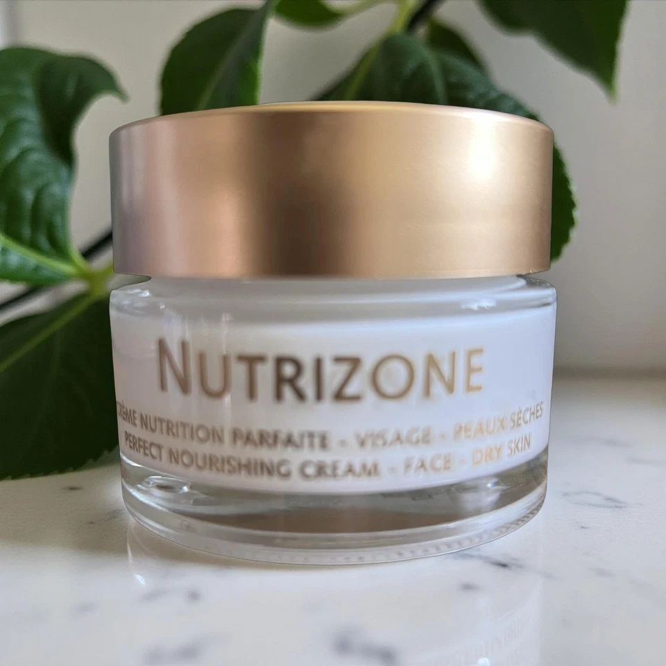 Crema facial nutritiva perfecta Guinot Nutrizone piel seca 1,6 oz - auténtica Foto 1 de 1
