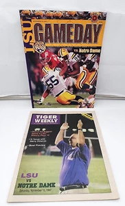 NOTRE DAME vs. LSU - FUSSBALLPROGRAMM + 23 Seiten LSU FTB PAPIERPROGRAMM 1997 - NEUWERTIG - Bild 1 von 2
