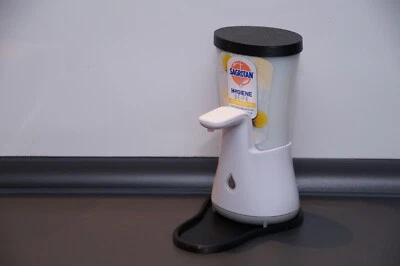 Deckel und Auffangschale für Sagrotan no touch Seifenspender 3D Druck - Bild 1 von 4