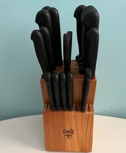 Phillip Richards Knife Block With Knives, Poultry Shears & Fork Pre Owned (J23E) - Picture 1 of 8