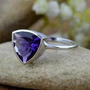 Trillion Cut Purple Amethyst Gemstone Solid 14K White Gold Wedding Band Ring - Picture 1 of 8