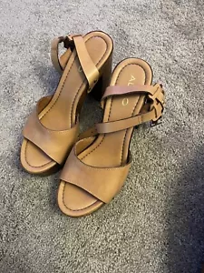 Aldo Block Heels - Picture 1 of 4