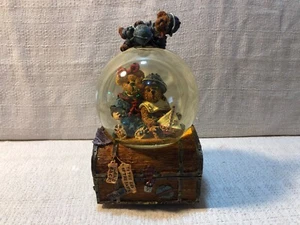 Figurina musicale mappamondo compagni di nave Boyds Bear Elvira & Chauncy Fitzbruin 270552 - Foto 1 di 7