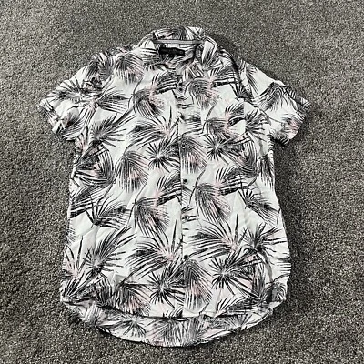 FREE PLANET MEN'S MULTI-COLOR FLORAL BUTTON UP SHORT SLEEVE SHIRT SIZE S - Image 1 of 4
