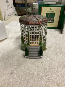 READ Dept 56 Sound of Music Gazebo Music Box Alpine Village 56212 - Picture 1 of 8