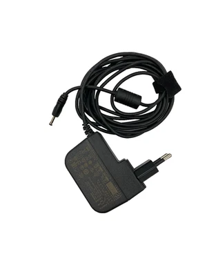 Logitech DSA-18CB-12 FCA Netzteil Adapter 12V 1.5A Netzteil - Bild 1 von 4