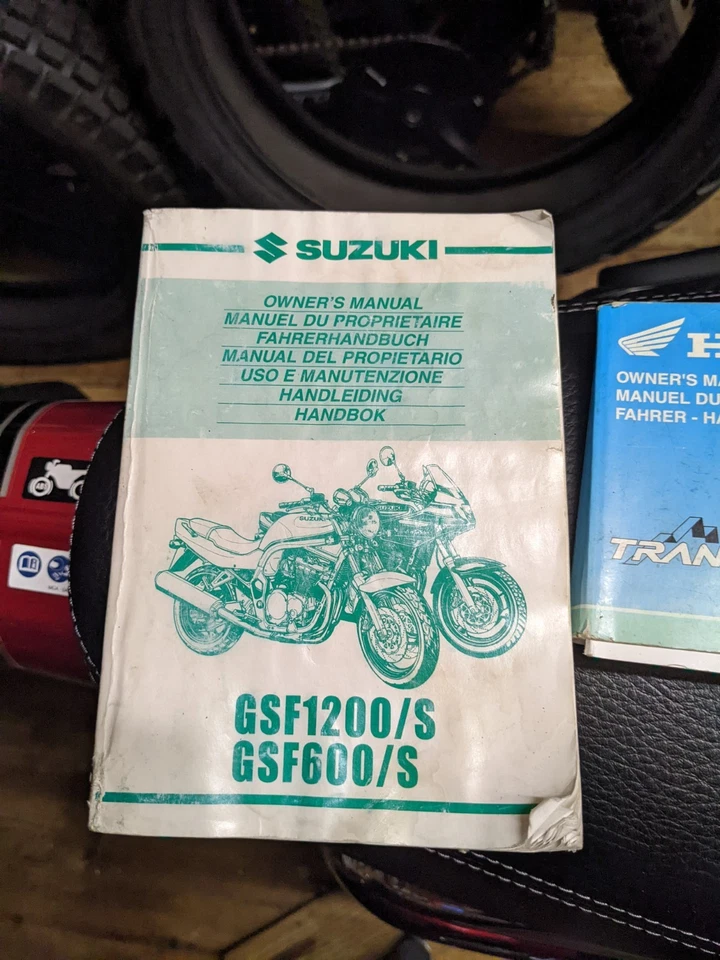 Suzuki 600/1200 Bandit manual del propietario... Foto 1 de 1
