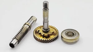 Penn 8-711 Main Gear, Pinion, NICE Bearing - Spinfisher Greenie 711 Reel Part - Picture 1 of 6