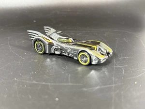 Hot Wheels 2015 HW City Batman Batmobile (1989 Movie) 62/250, Dark Chrome - Bild 1 von 5