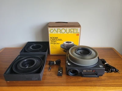 Kodak 750H Projector Professionally Serviced w/Remote, 140 tray & More  - Image 1 of 4