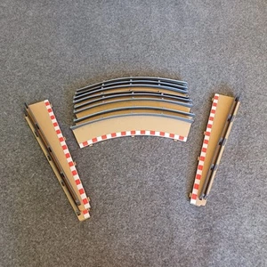 Boarders exteriores deportivos Scalextric y barreras Armco L8712 y L8713. L7991 y L7992. - Imagen 1 de 19