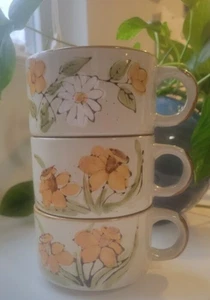 3er Set Vintage Steinzeug Kaffee Suppe Schüsseln - Orange & Gelb & Weiß Blumen - Bild 1 von 7