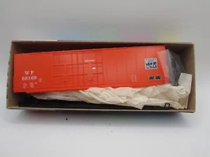 HO Scale Roundhouse 7797 Hi-Cube BoxCar Kit Western Pacific RH4808 - Picture 1 of 2