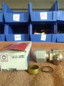 15-3282 DELCO AC HOSE FITTING VINTAGE AUTO PART 1960'S ON NEW - Picture 1 of 1