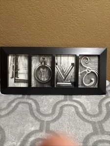 AMOR Fotografía Enmarcada Palabra Letra Arte Alfabeto Rústico Decoración Regalo Blanco y Negro - Imagen 1 de 8