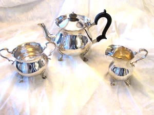 1915 English Sterling Silver Tea set GEORGE III Style 1008 gr. 3pc. - Picture 1 of 6