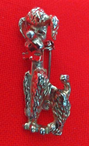 Schöne Vintage Pudel Hund Brosche 1 1/2" x 1/2" - Bild 1 von 2
