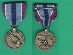 MEDAGLIA SERVIZIO UMANITARIO USA - Foto 1 di 1