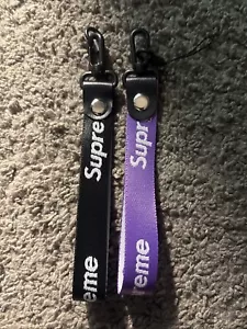 2pcs supreme neck lanyard key chains - Picture 1 of 1