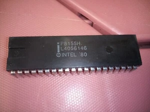 INTEL - P8155H - IC Memory. 2048-Bit Static MOS RAM w/ I/O 40 DIP L4056146 - Picture 1 of 1