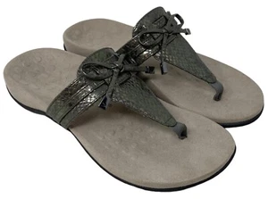 Vionic Amaya Size 6W Wide Sandals Women's Shoes Gray Snake Print NEW - Picture 1 of 13