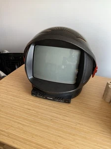 Casco espacial futurista retro años 80 Philips Discoverer rojo y negro televisión CRT - Imagen 1 de 5