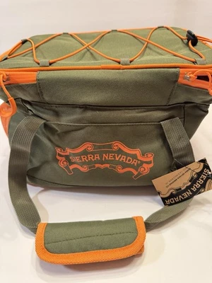 Nueva bolsa refrigeradora suave Sierra Nevada 12 latas logotipo verde cerveza picnic aislada  Foto 1 de 4