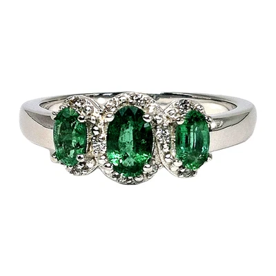 Anillo AAA Zambia Esmeralda y Circón Blanco Talla 8 en Rodio Sobre Plata de Ley Foto 1 de 4