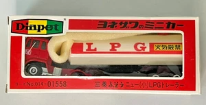 Camión cisterna Diapet escala 1:60 T-105 Mitsubishi Fuso GLP - edición limitada - Imagen 1 de 5