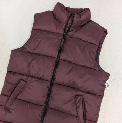 NWT Old Navy Men's Puffer Vest Full Zip Burgundy Size L Pockets Heavy Thick - Image 1 of 4