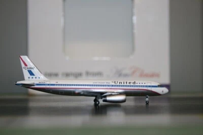 Aeroclassics 1:400 United Airlines Airbus A320-200 N475UA Die-Cast Model Plane - Image 1 of 4