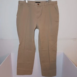 Kirkland Signature Straight Leg Chino Pants Mens Sz 40X30 Beige Twill Stretch - Picture 1 of 6