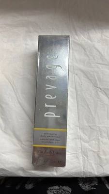 Suero diario antienvejecimiento Elizabeth Arden Prevage 2,0 – 1,7 oz / 50 ml Foto 1 de 4