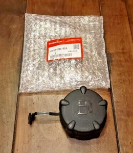 NEW Genuine HONDA Fuel Cap GCV170 GCV200 HRN216 HRX217K6 17620-Z9L-010 OEM - Picture 1 of 4
