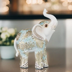 4.75"H Thai Elephant in Baby Blue Figurine Ornament Home Decor Unique Gift - Picture 1 of 1