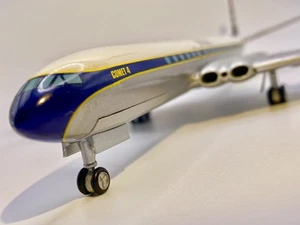 Corgiš„De Havilland Comet 4 BOAC 1:144 Limited Edition Model Aircraft 2001 - Picture 1 of 24