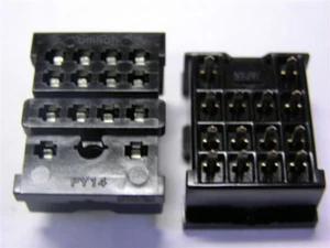 10 OMRON 653-PY14 Panel Mount Socket 4PDT MY - Picture 1 of 1