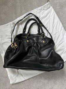 MARC JACOBS BLACK LEATHER CLASSIC Q LARGE 2 WAY SHOULDER BAG - Picture 1 of 18