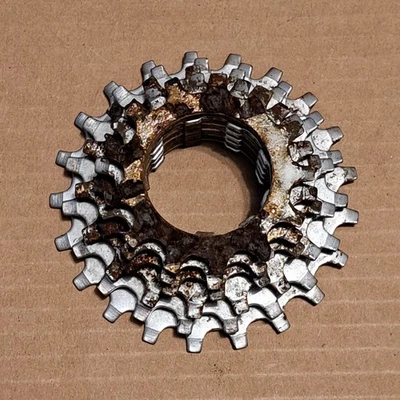 VINTAGE SHIMANO UNIGLIDE 6 SPEED FREEHUB CASSETTE SPROCKET 13-21T, ROAD BIKE COG - Image 1 of 4