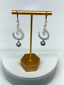 Vtg MOP carved shell Dangle Earrings sterling leverback gray pearl signed 925 - Picture 1 of 5