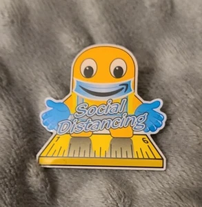 Amazon Social Distancing Peccy Pin - Bild 1 von 1